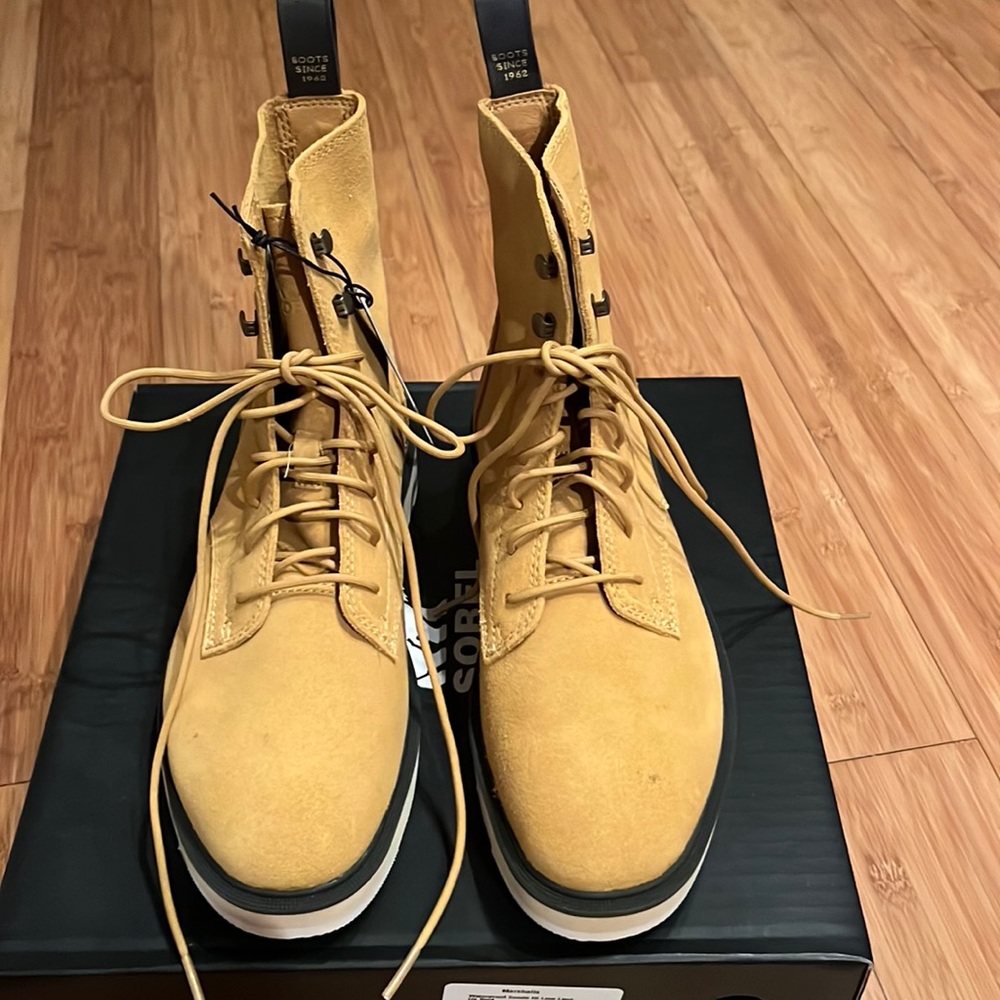 Sorel Hi Line Lace Boots